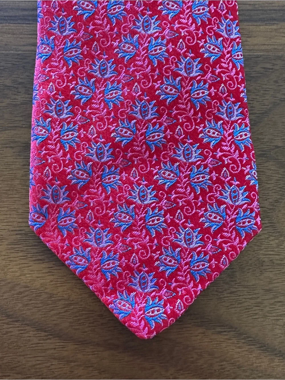 Holland & Sherry Red Paisley Silk Tie - Classic Formal Accessory